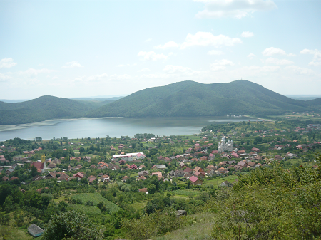 Calinesti lake romania